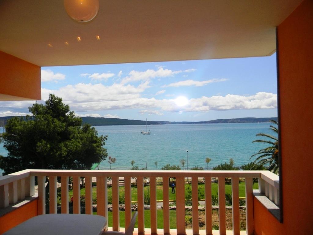 Apartment Luxury Cream Kaštela 部屋 写真